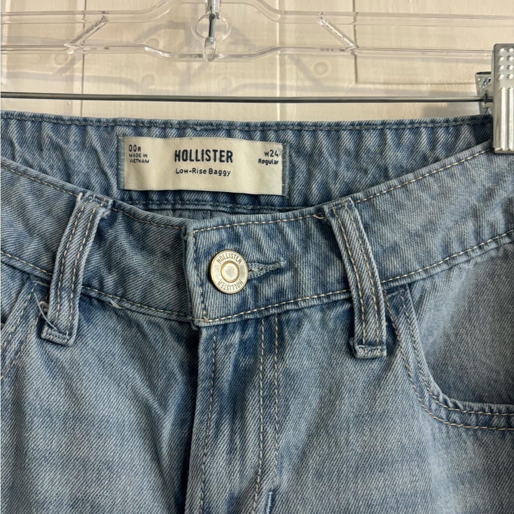Hollister Light Blue Distressed Women Jeans - Picture 2 of 4
